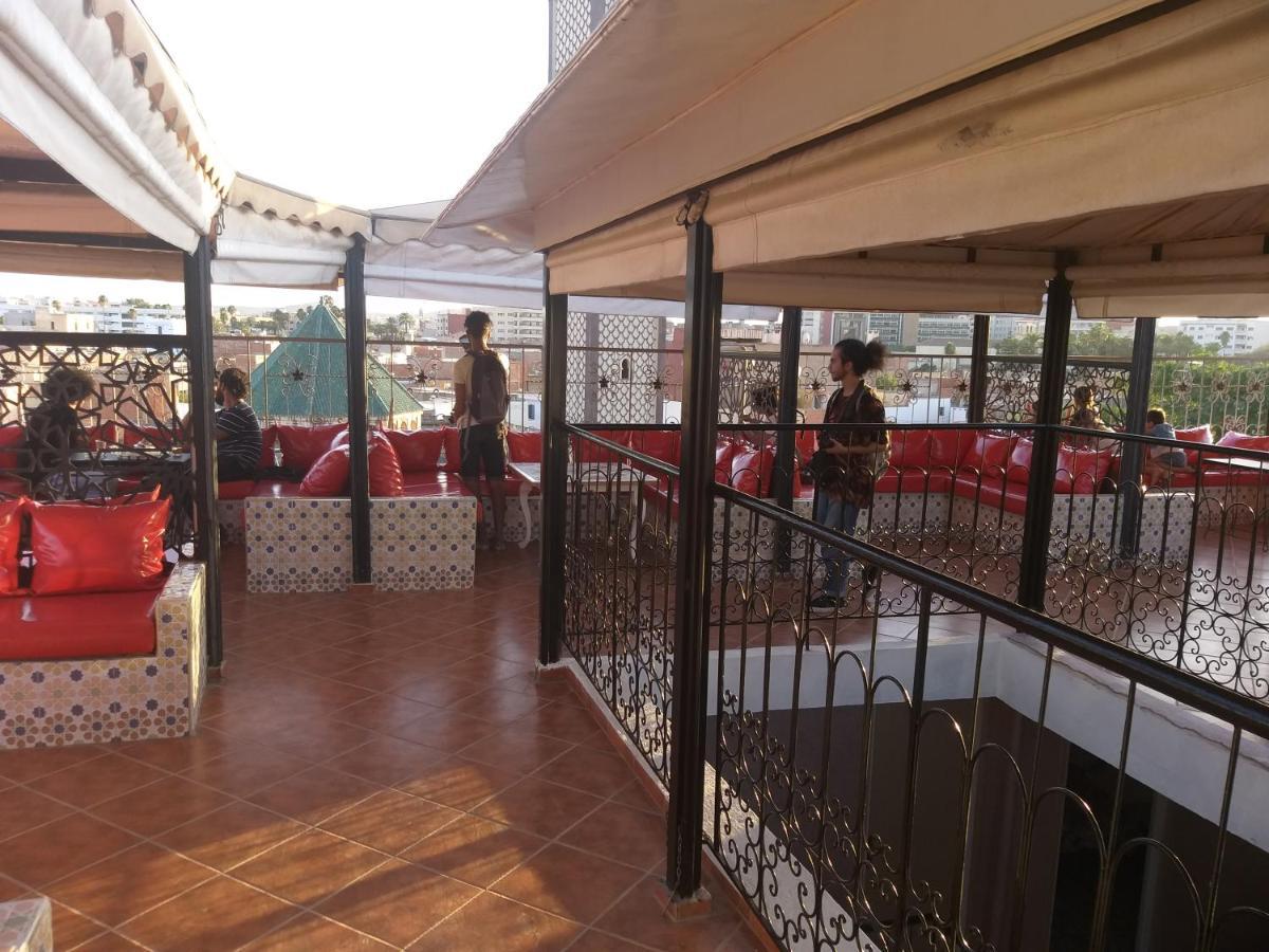 Hotel Lahlou Riad Cafeteria 우즈다 외부 사진
